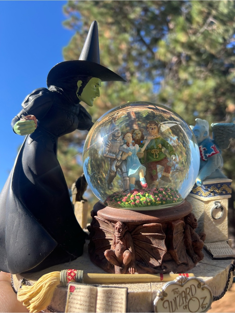 2001 Wizard Of Oz Wicked Witch Musical Snow Globe “Optimistic Voices” Vintage